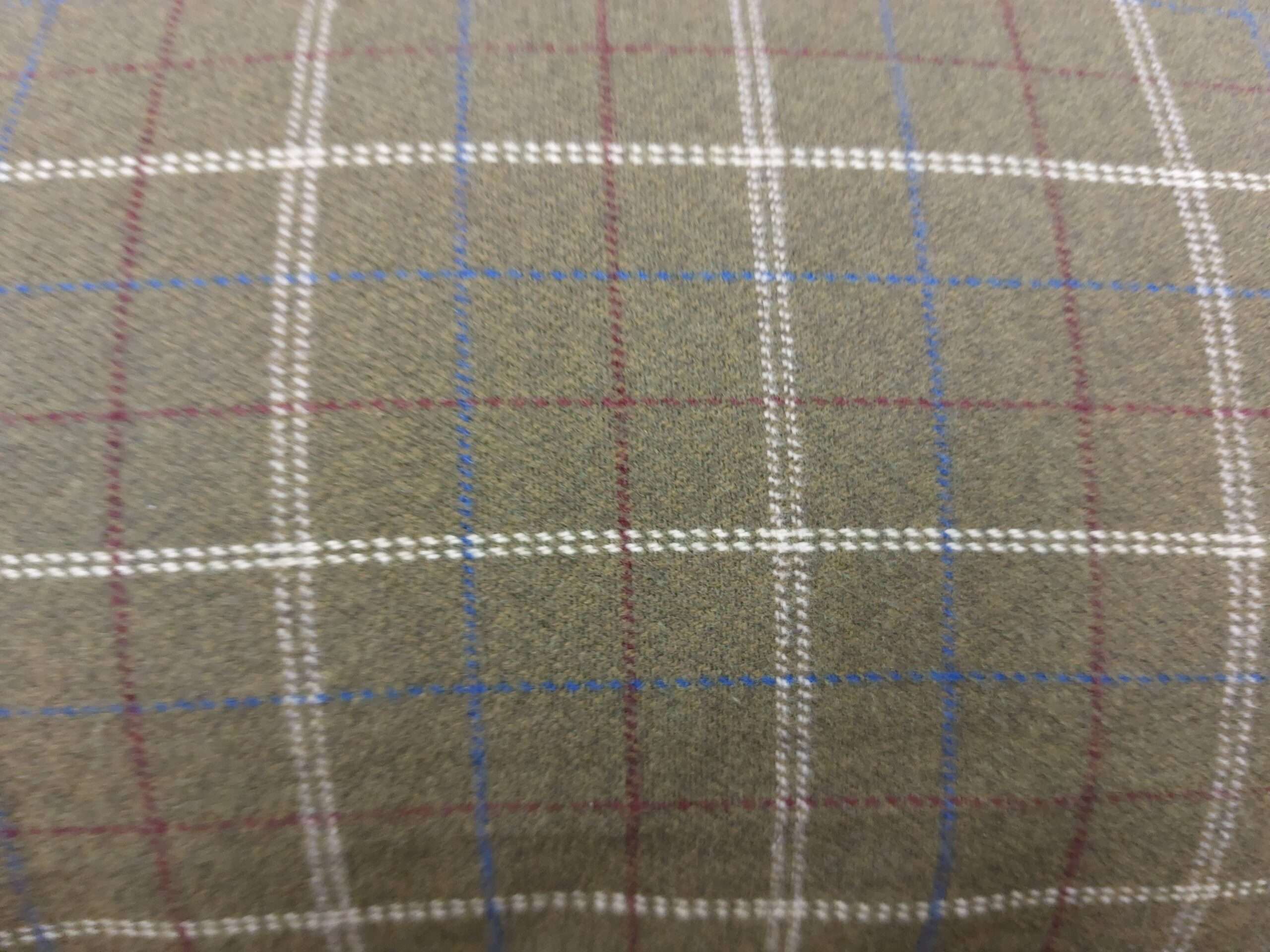 *NEW* Large Green Brushed Check Deluxe Pet Cushion - Image 4